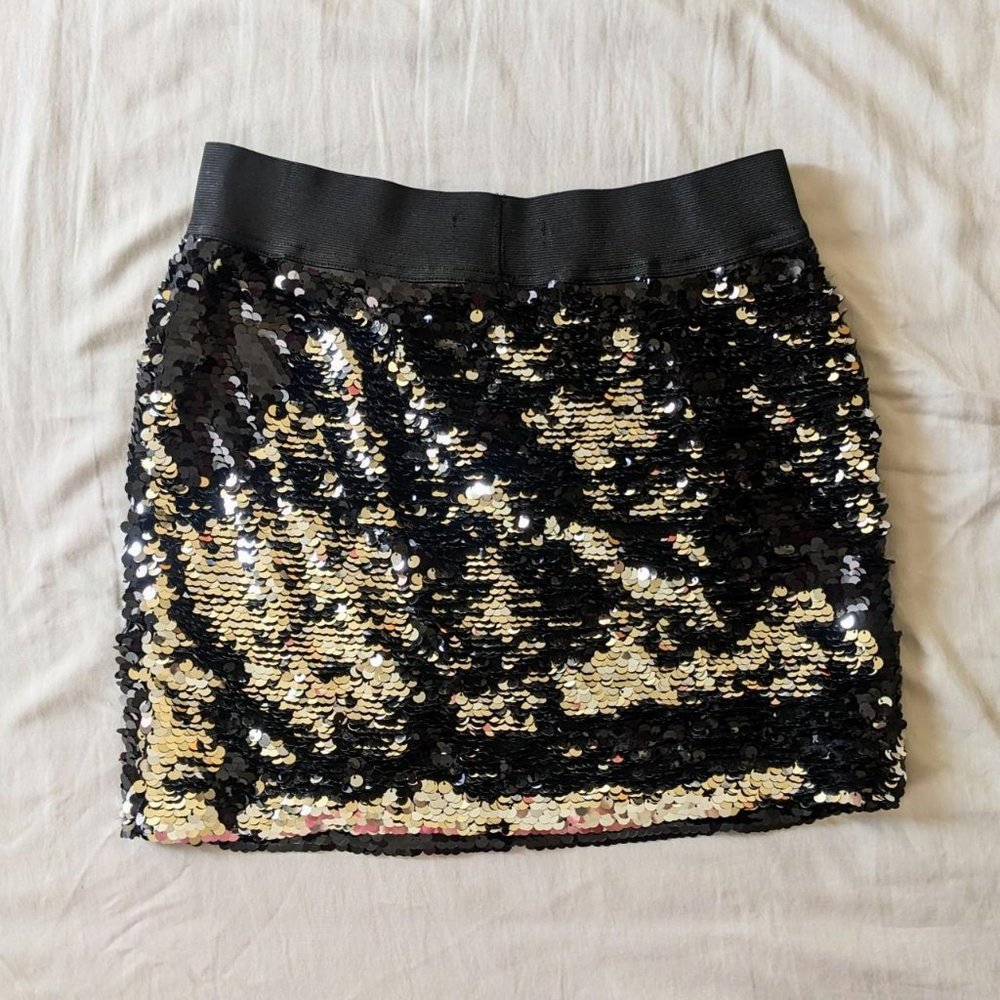 Sequin mini skirt size S